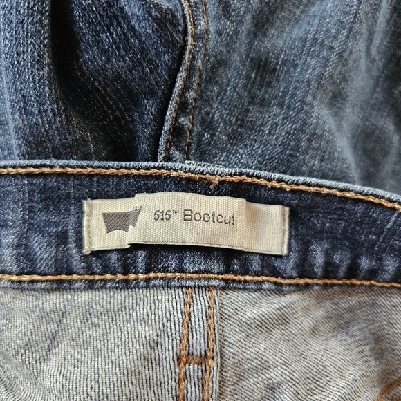 Levi's 515 bootcut tall dark-wash distressed mid-rise stretchy jeans Size 12L - Picture 6 of 6